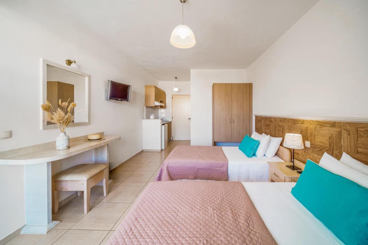 Hotel Maria Rousse Malia Esterno foto
